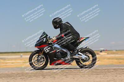 media/Sep-04-2023-Lets Ride (Mon) [[34443f911e]]/B Group/1220pm (Wheelie Bump)/